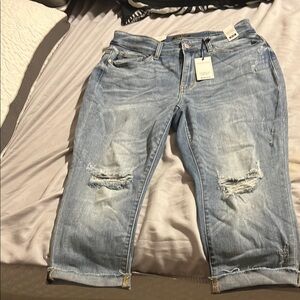 Judy Blue Jeans Distressed Capri size 14W